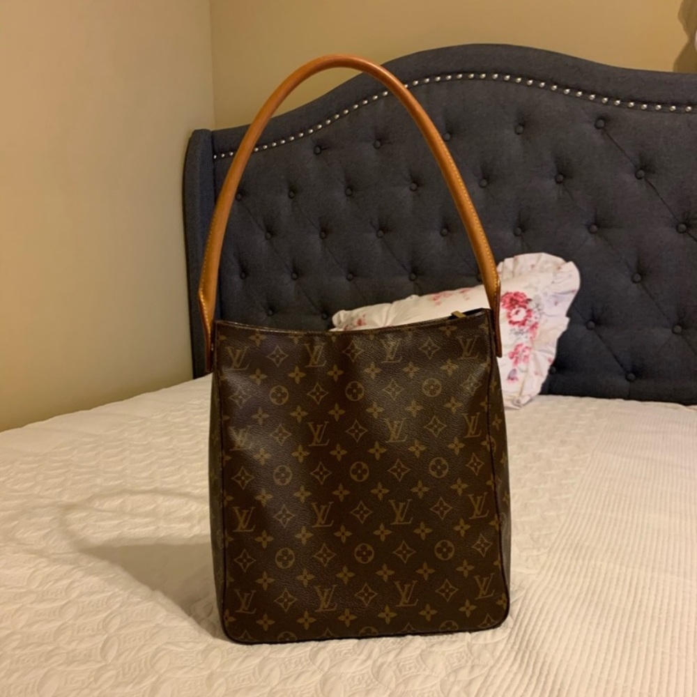 Looping GM Louis Vuitton